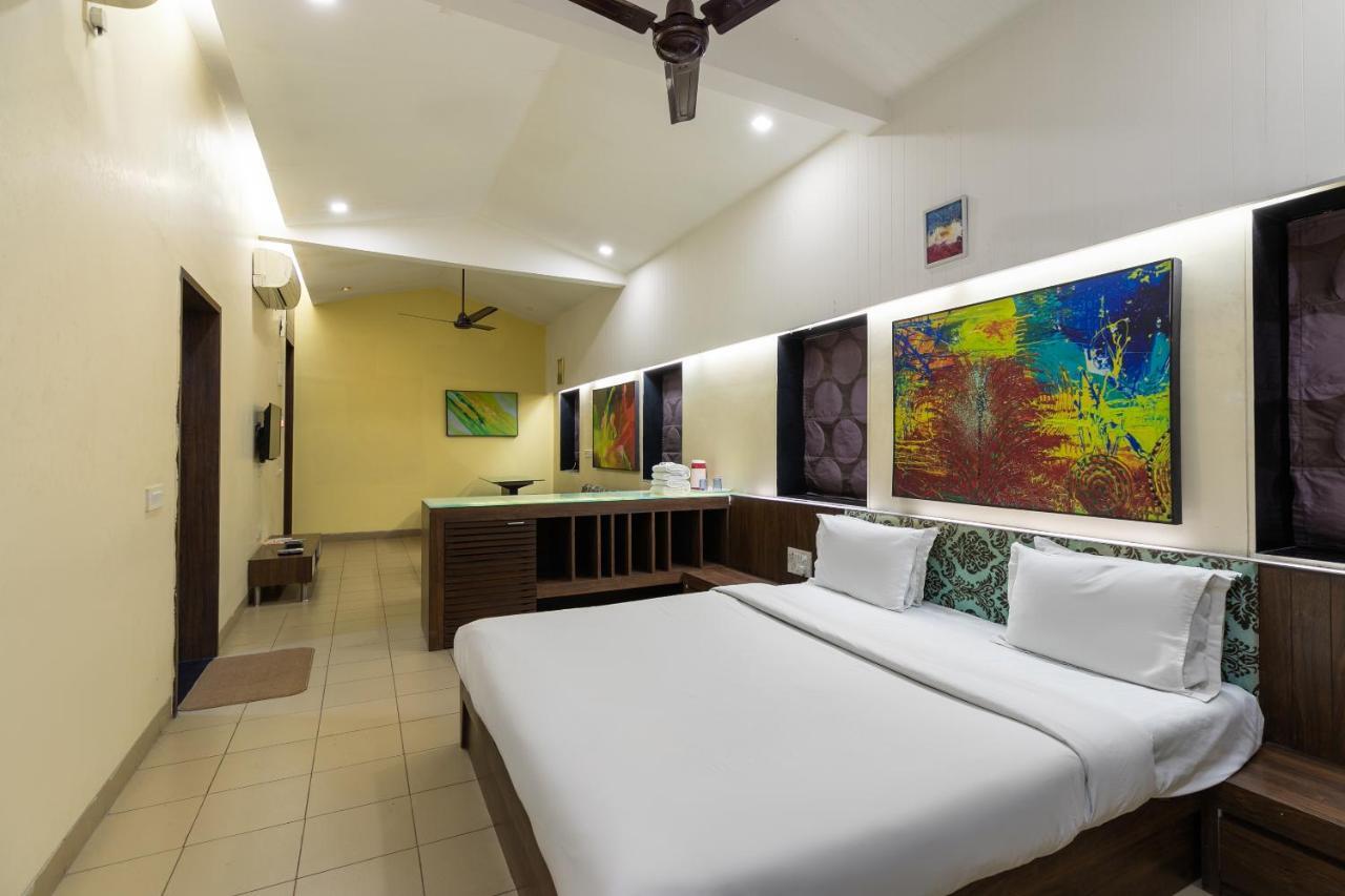 Capital O 47539Capital O Umbergaon Club Hotell Umargām Eksteriør bilde