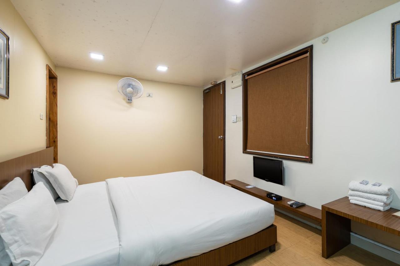 Capital O 47539Capital O Umbergaon Club Hotell Umargām Eksteriør bilde