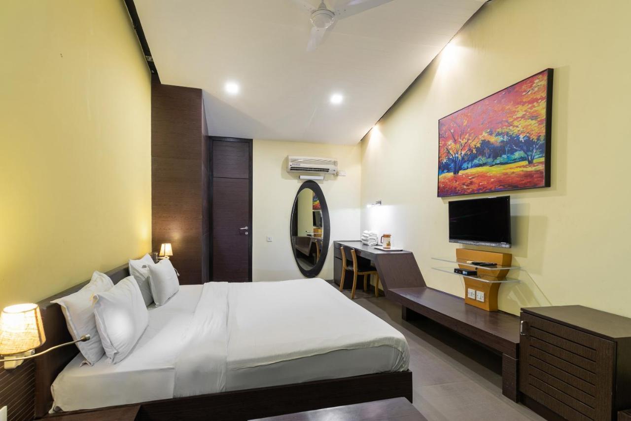 Capital O 47539Capital O Umbergaon Club Hotell Umargām Eksteriør bilde
