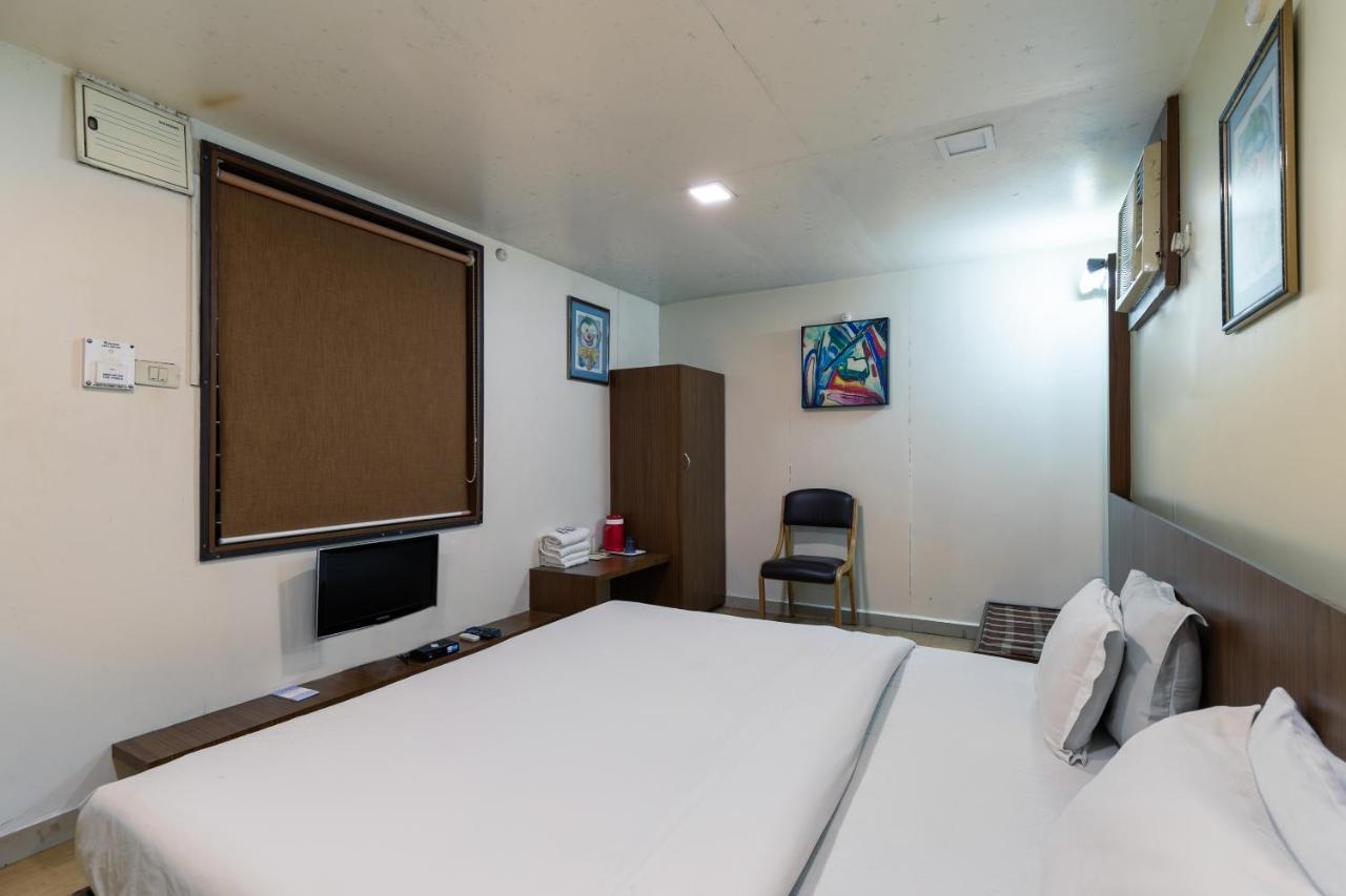 Capital O 47539Capital O Umbergaon Club Hotell Umargām Eksteriør bilde